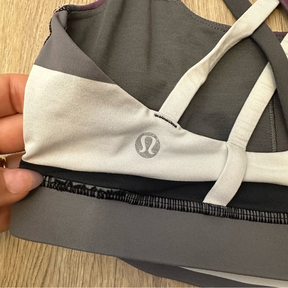 Lululemon Athletica Striped Energy Bra size 2 - Picture 4 of 7